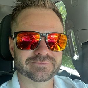 Meet your Posher, Shelby